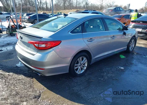 2017 Hyundai Sonata z USA, uszkodzony, nr VIN 5NPE24AF9HH514566